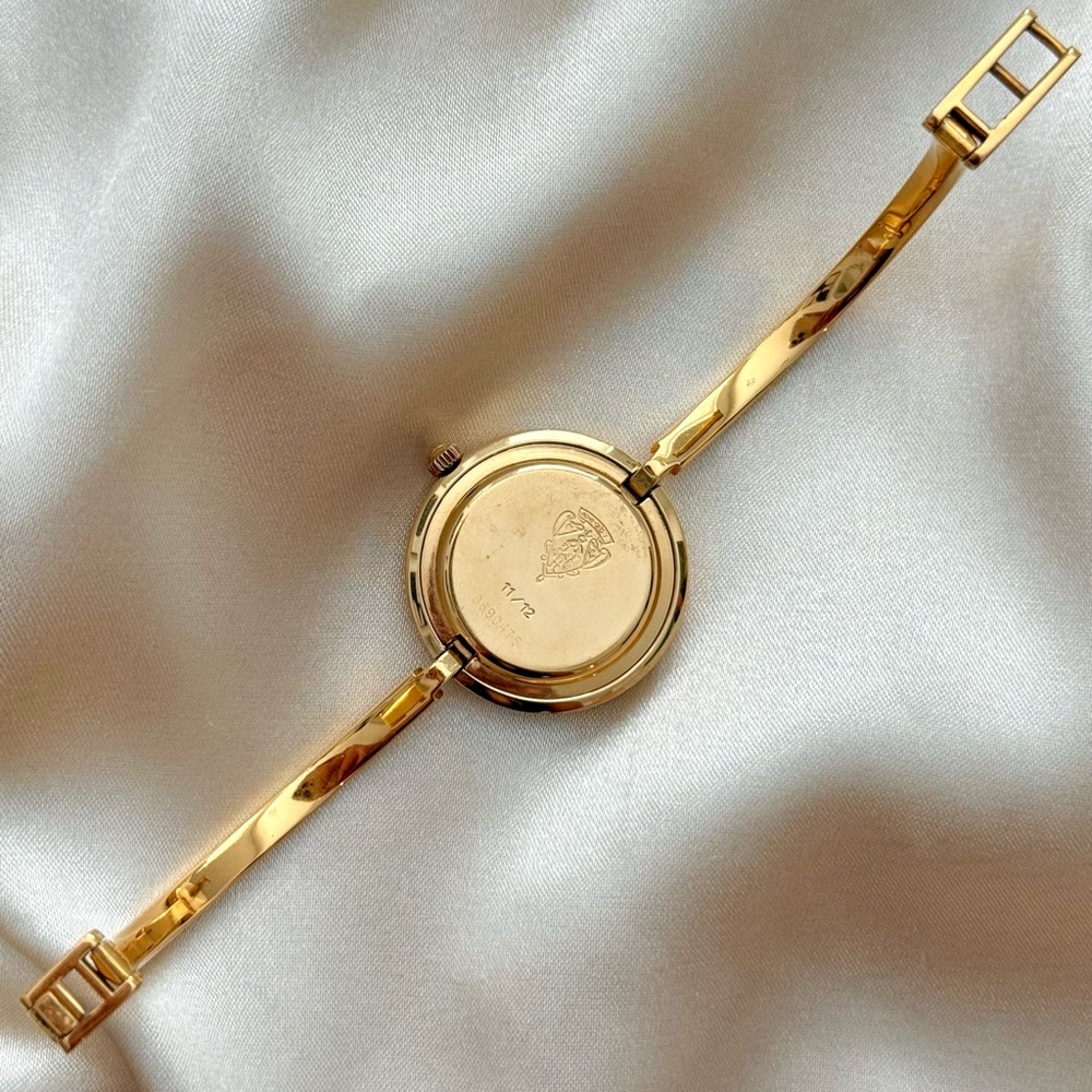 AUTHENTIC VINTAGE GUCCI PLAY 12 BEZEL WATCH (WITH DIAMOND CUT BEZEL) - FULL SET - Picture 5 of 11